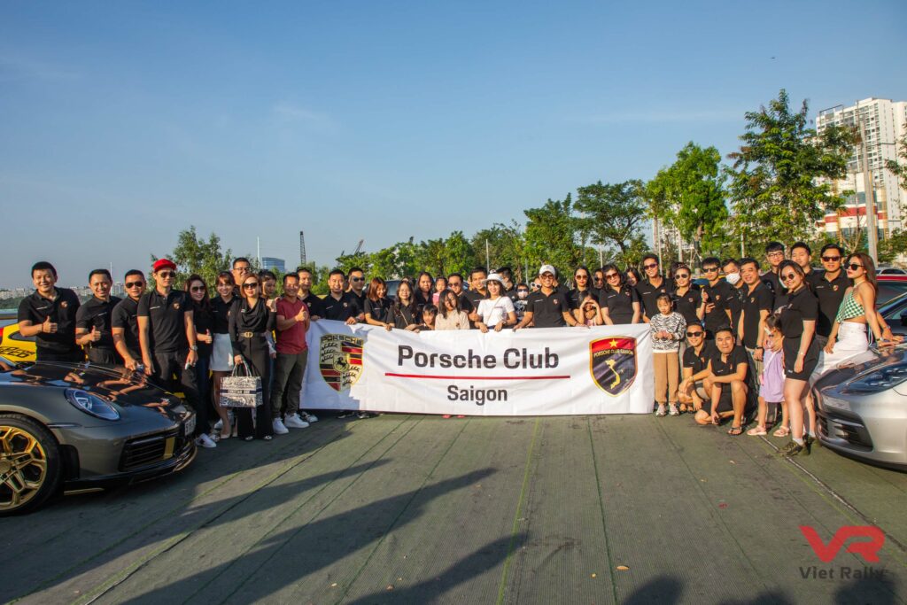 PORSCHE CLUB SAIGON & VIETRALLY tổ chức sự kiện hơn 50 xe thể thao tham dự