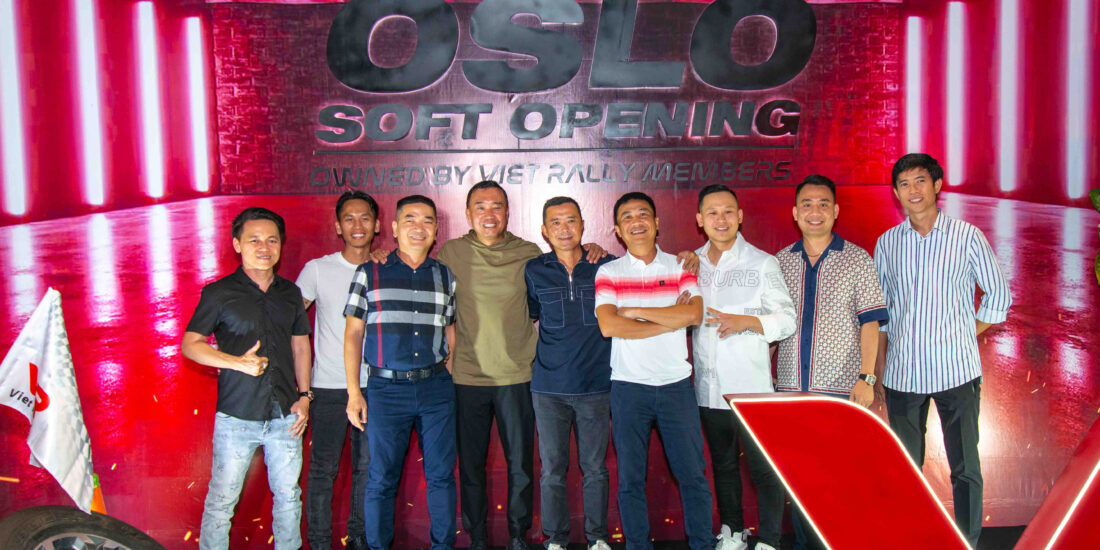 Các thành viên VietRally tham dự buổi soft opening OSLO Club